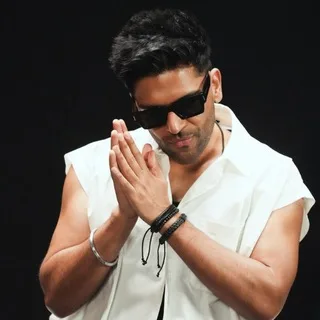 Guru Randhawa Songs ♪ banner