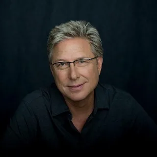 Don Moen 🎤🎼🎹🎻 banner