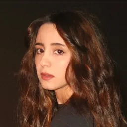 Mia Plays banner