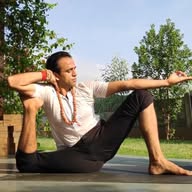 Yoga Guru Dheeraj banner